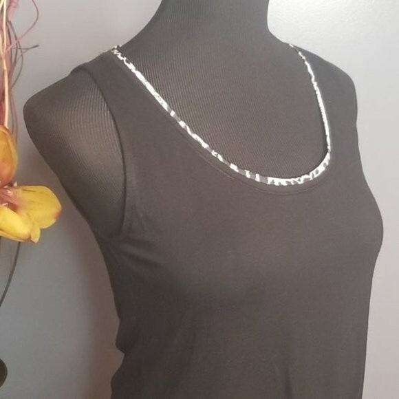 White House Black Market Woven-Hem Tank Size XS NWT - Picture 4 of 14